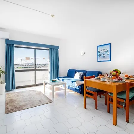 Διαμέρισμα Cozy With Indoor Pool Αλμπουφέιρα