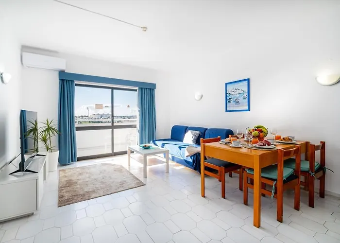 Apartment Cozy With Indoor Pool Albufeira