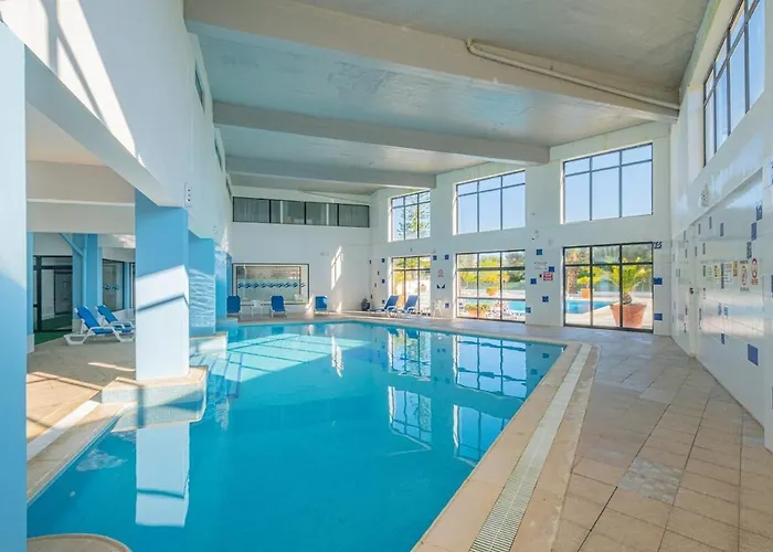 Cozy With Indoor Pool Apartment Albufeira