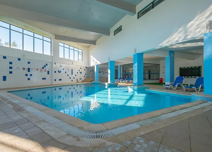 Apartment Cozy With Indoor Pool Albufeira
