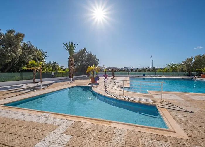 Cozy With Indoor Pool * Albufeira